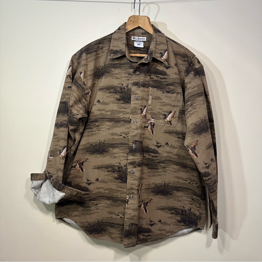 Columbia Men's Tan Camouflage Button Down Shirt